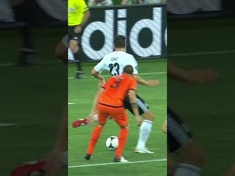 Olha só esse Lance do Mario Gomez 🔥🔥🔥🔥 #futbol  #shorts #viralvideos