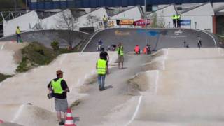 preview picture of video 'BMX Swiss-Cup2-2010 Volketswil - Boys-8 - Vorlauf 3'
