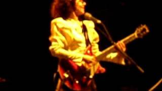 PJ Harvey &quot;Who The Fuck?&quot; live in Barcelona