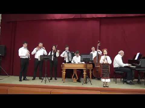 Valeria Popușoi “La Oglindă”. Școala de Arte “Alexei Stârcea”