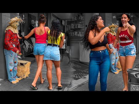 PEGADINHA - Espantalho - Scarecrow Prank