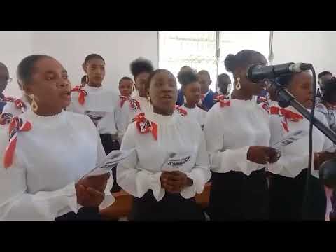 Mayificat - Nanm mwen chante louanj Bondye pou tout sa-l fe pou pov yo (Chant Catholique) by CJVH
