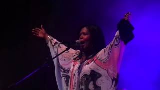 CeCe Winans Live in London - Worship Medley with Mercy Said No