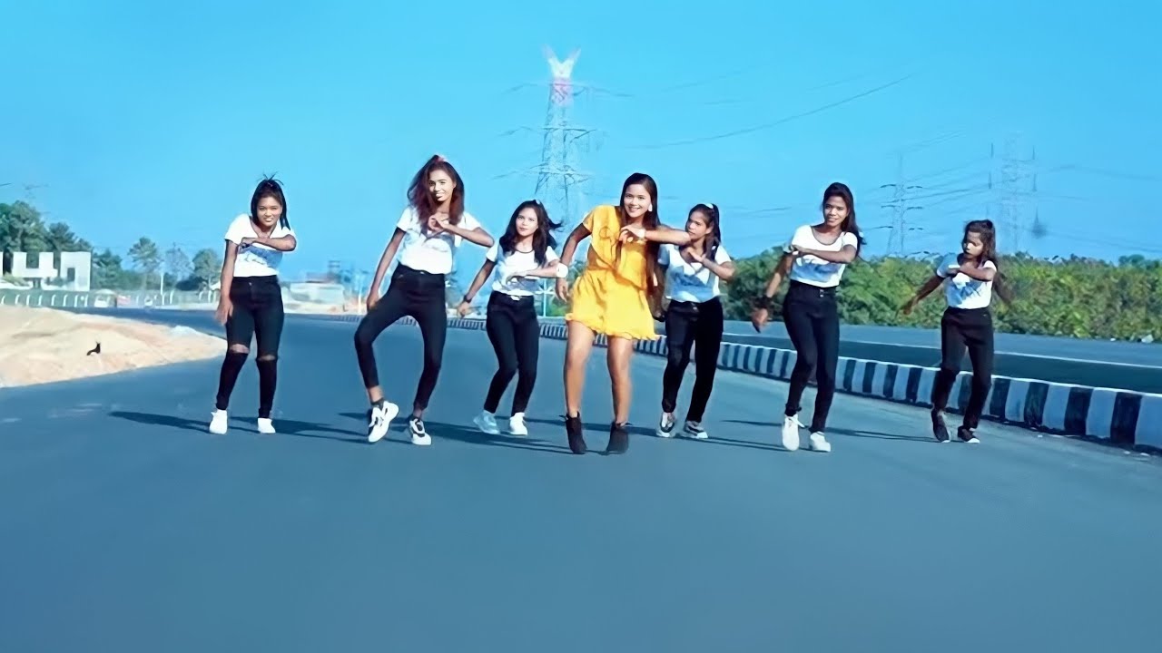 Chikni Chameli • चिकनी चमेली • Nitesh Kachhap • New Nagpuri Ranchi Girls Video 2023 • Kiran Baraik