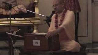 Radhanath Maharaj singing Nadia Godrume