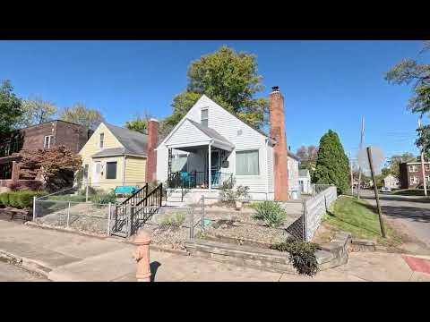 Driving Around Columbus, Ohio Hood - Linden Neighborhood in 4k Video