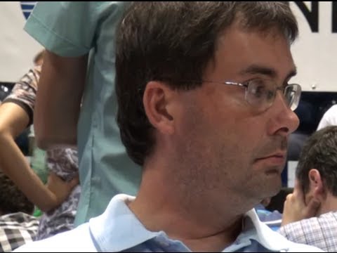 A 8.21. IM  Hjoerrar Steinn  Gretarsson-   IM Neklan Vyskočil   ½ - ½