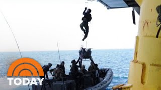 Search continues for Navy SEALs who went missing near Somalia