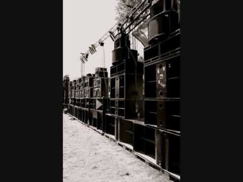 Ace Ventura vs Lish - The Light (Bluetechs dancing in the shadow rmx)