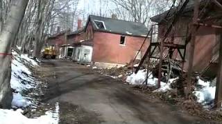 preview picture of video 'Exclusive: Peddocks Island final walkthrough, demolitions pending on Officers' Row [KG Tour 004]'