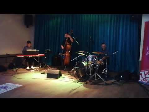 Sygnowano: Bajgelman.