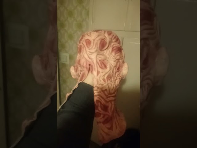 Vídeo relacionado con Smiffys A Nightmare On Elm Street, sombrero de Freddy Krueger, Sombrero de fieltro marrón Halloween, Carnaval