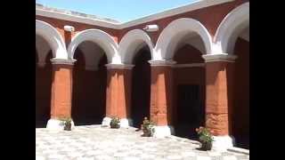 preview picture of video 'PERU AREQUIPA Monasterio de SANTA CATALINA Monastery'