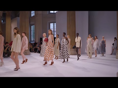 Philosophy di Lorenzo Serafini SS24 Runway Show | Milan Fashion Week | VRAI Magazine