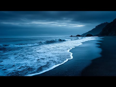 Experience a deep sleep from the sound of ocean waves | Beach atmosphere for a relaxing experience