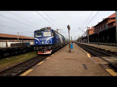 EA1 005 pleacă din Stația Suceava cu Trenul IR1752 Suceava Nord-București 18.04.2021