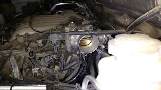 Replace Throttle Position Sensor and Clean Throttle Body. P0123 Code Fix. 2005 Hyundai Santa Fe 2.7L