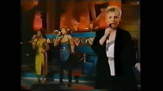 Anne Murray - Make Love To Me &quot;Live&quot; 1993