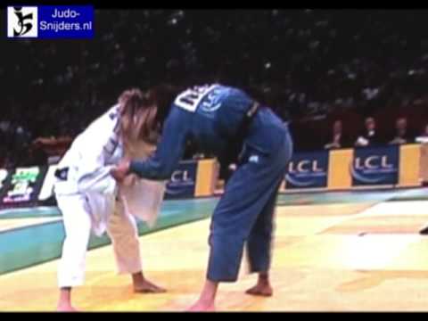 Judo 2009 Paris: Bravik (NED) - La Rizza (FRA) [-52kg].