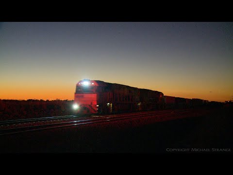 Pacific National PM6 Freight Train  - PoathTV Australian Railways