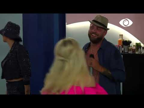 Super atmosferë festive në shtëpi, banorët këndojnë dhe kërcejnë - Big Brother Vip 2