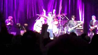 The J. Geils Band New Years Eve 2009 Live @ Mohegan Sun  Give It To Me