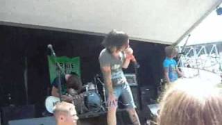 Honor Bright - Home Is A Heartache live @ Cleveland Warped Tour