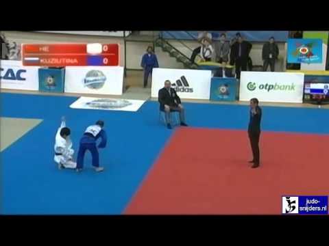 Hongmei He (CHN) - Natalia Kuziutina (RUS) [-52kg] bronze