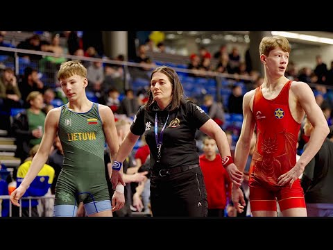 U17 Elian Hedberg (SWE) vs Linas Lavrinovicius (LTU) 60kg. Greco-roman boys wrestling. B-cam-man
