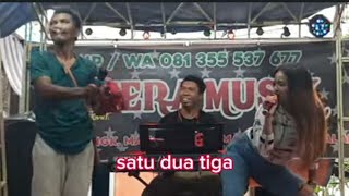 Download lagu GOYANG SENGGOL REYNOLD PANGGABEAN || DUET HILDA SYAPUTRI WITH DENG TANGNGA #caheramusiktakalar mp3 Download lagu GOYANG SENGGOL REYNOLD PANGGABEAN || DUET HILDA SYAPUTRI WITH DENG TANGNGA #caheramusiktakalar mp3