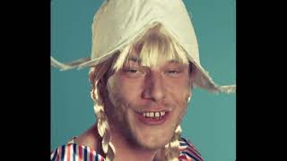 Das Video zu 'HOLLAND' (jetzt ansehen)