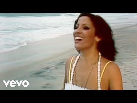 Clara Nunes - O Mar Serenou