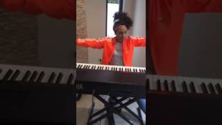 Alicia Keys - Work On It live acustic