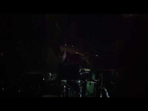 ElwoodJack   O jeden próg za daleko