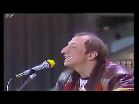 Pippo Franco   Chi chi chi, co co co - 1983 (Short)