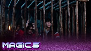 Download lagu Waduh! Naura dan Rahsya Terjebak dalam Perangkap Queen | Magic 5 - Episode 52 mp3 Download lagu Waduh! Naura dan Rahsya Terjebak dalam Perangkap Queen | Magic 5 - Episode 52 mp3