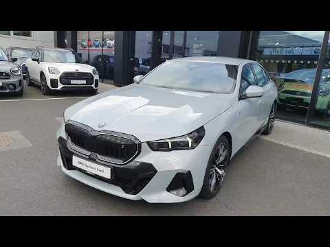 BMW i5 eDrive40 M Sport Pro Saloon - Image 2