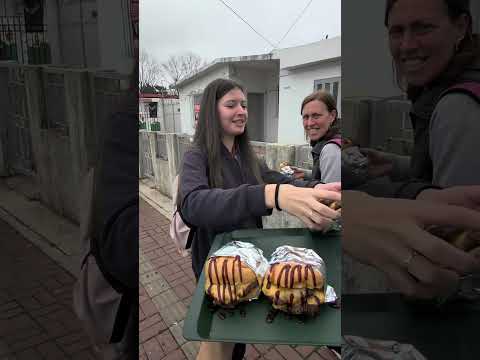 REGALANDO HAMBURGUESAS EN ROSARIO, SANTA FE, ARGENTINA 🍔🇦🇷