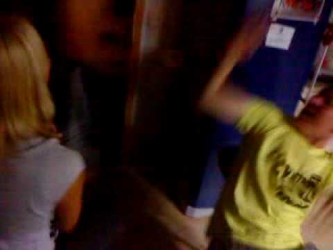 Schlender lattenstramm bei der populären Party bei Topka :D :D