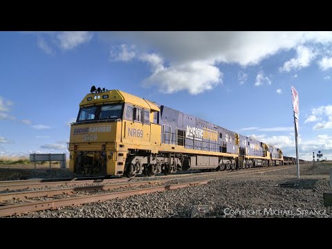 3XM4 Pacific National Steel Train At Railway Crossing (5/7/2023) - PoathTV