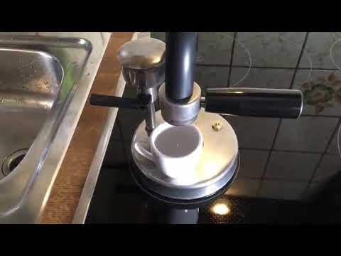 Kaffeemaschine Kamira, der cremige Espresso, Produziert guten Espresso   mit kleinen technischen Ein