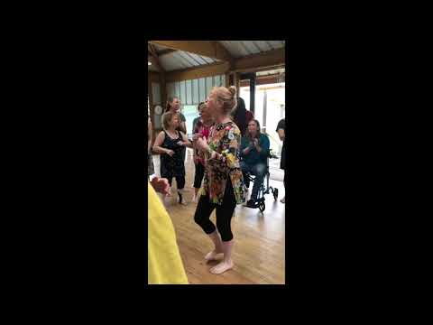 Circle Singing with Paris Kern - Rainshower Edition!