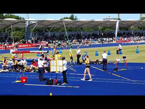 800m Inter Girls Finals  English Schools Championship 2022