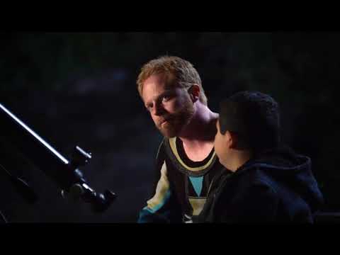 Modern Family 1x18 - Everybody wants to be different