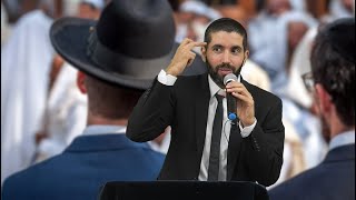 בכוח המחשבה אתם יכולים לחולל פלאים בחיים שלכם: תחשוב טוב - יהיה טוב!  - עם כתוביות בעברית (הרב שניר גואטה) - התמונה מוצגת ישירות מתוך אתר האינטרנט יוטיוב. זכויות היוצרים בתמונה שייכות ליוצרה. קישור קרדיט למקור התוכן נמצא בתוך דף הסרטון