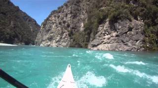 Kayaking the Waimakariri Gorge - Easy Lines Video