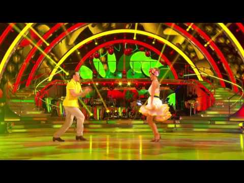 Louise & Kevin Samba to ‘Brazil’ by Thiago Thomé - Strictly Come Dancing 2016: Week 12