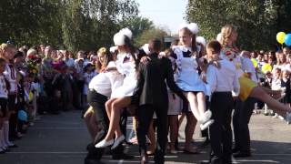 preview picture of video 'Шпола Школа № 2 1 вересня 2014'