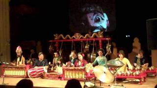 Download lagu Busy Island Gamelan - Ayak Ayak (Javanese Slendro) mp3