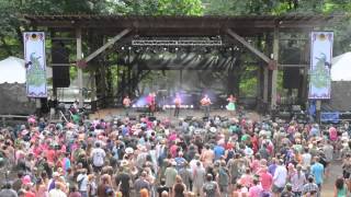 &quot;Hello City Limits&quot; - Yonder Mountain String Band at Northwest String Summit